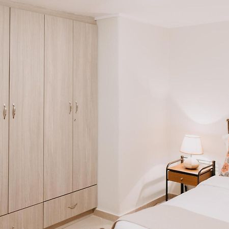 Best House, Central Aprtm., Agiou Nikolaou, Patra Екстериор снимка