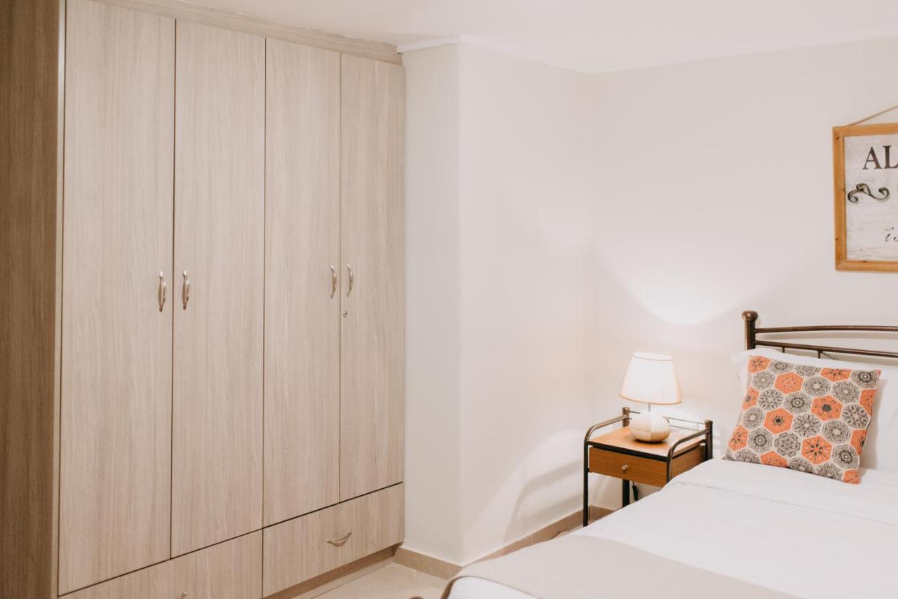 Best House, Central Aprtm., Agiou Nikolaou, Patra Екстериор снимка